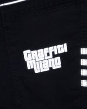 Carica l'immagine nel visualizzatore di Gallery, "pirates" bermuda logo Graffiti Milano (fronte)